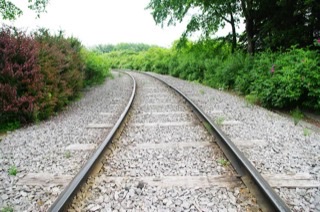 株式会社河合軌道 東近江米原高島 近江鉄道の線路の点検、草刈り等の簡単なお仕事です。　　　　　　求人情報の画像