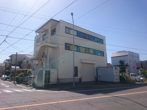 有限会社 日幸通信 名古屋市中村区 電気通信工事、電気工事求人情報の社屋画像